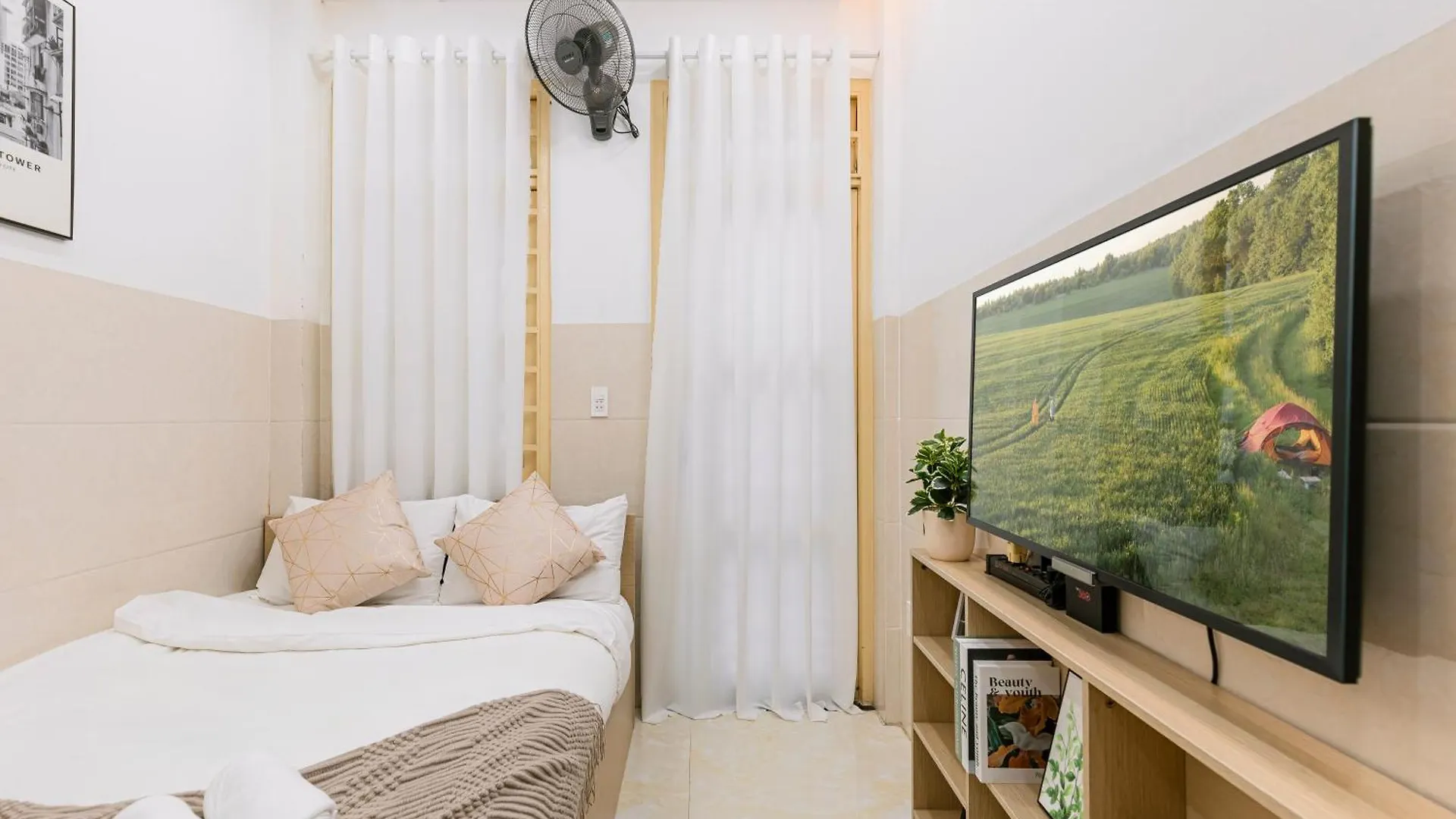 District 1 Hidden Studio Treasure Aparthotel Ho Chi Minh City 0*,  Vietnam